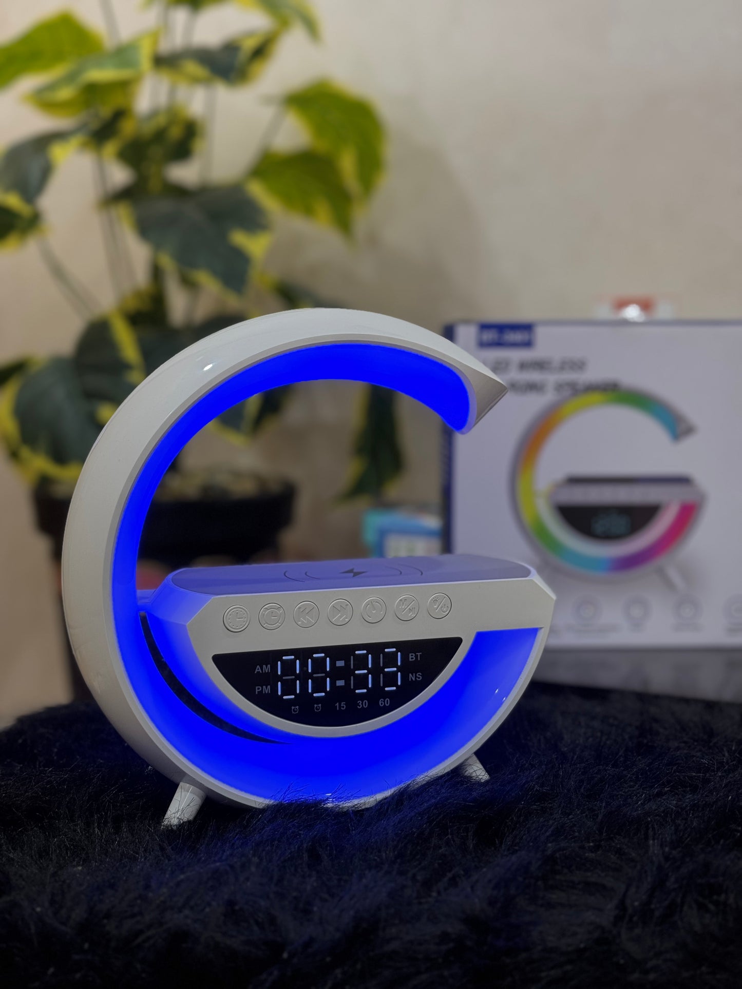 Led wireless charging speaker