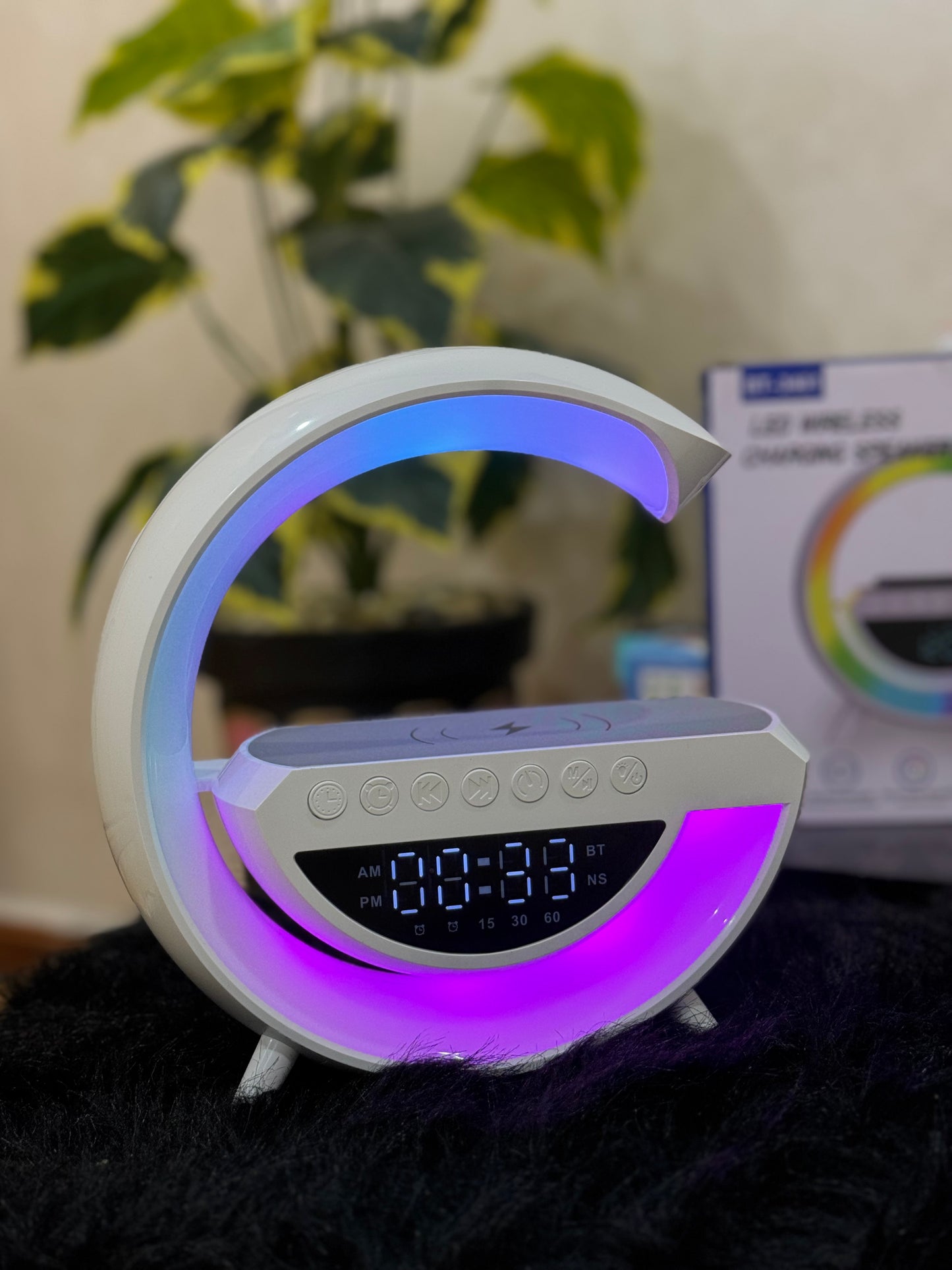 Led wireless charging speaker